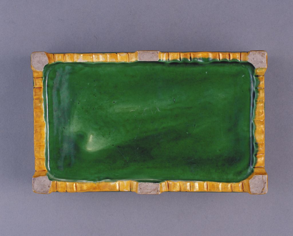 图片[2]-Plain tricolor rectangular narcissus basin with tangled branches and lotus patterns-China Archive